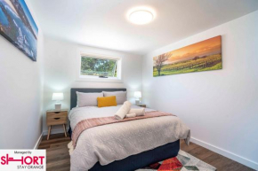 The Compact Cube - One-Bedroom Apartment on Summer, Orange